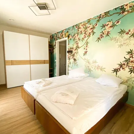 Apartment 220 Lux Furnished Flat
